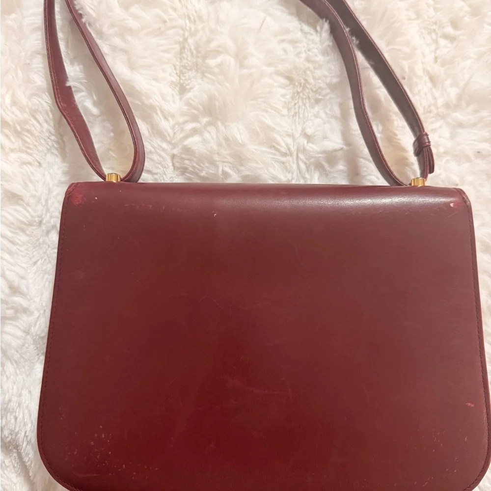 Vintage 1970s Gucci Burgundy Leather Shoulder Bag Gold Crest Italy - Picture 2 of 13
